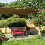 Dom wakacyjny Sunnyside Pool And Relax In Hills Lukka
