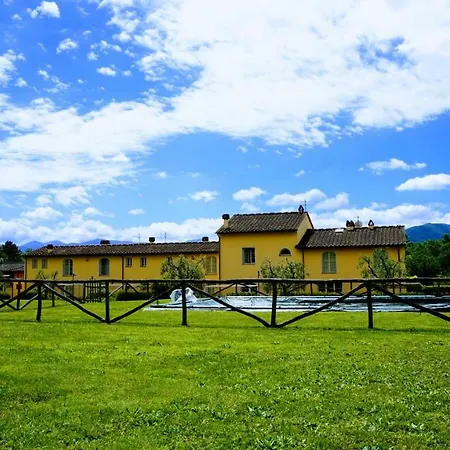 Holiday home Sunnyside Pool And Relax In Hills