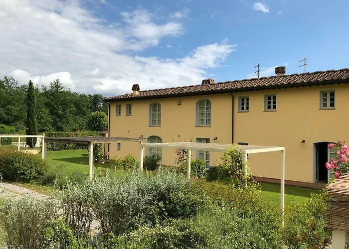 Sunnyside Pool And Relax In Hills Lucca